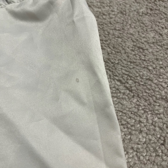 Set of 2 Gucci logo white black dust bag storage decoration - Picture 11 of 16